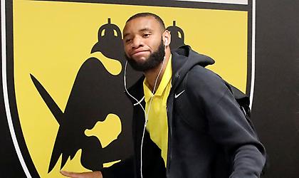 Τσακίρης: «Αν δεν μπει μέχρι την Παρασκευή ο Μουκουντί, δύσκολα θα παίξει με Ολυμπιακό»