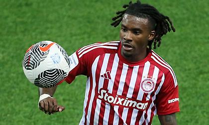 Ξεκαθαρίζει για το «3» στον Ολυμπιακό