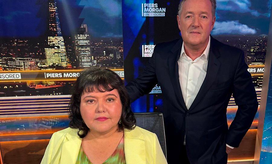 Η πραγματική Μάρθα από το Baby Reindeer αποκαλύπτεται σε συνέντευξη με τον Πιρς Μόργκαν!