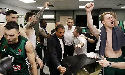 Έδωσε το έναυσμα ο Αταμάν και... «ΠΑΟ ολέ ολέ»: Οι έξαλλοι πανηγυρισμοί στα αποδυτήρια για την πρόκριση στο Final-4!