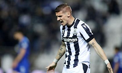 Τσορμπατζόγλου: «Πρόβλημα στη μέση ο Ντεσπόντοφ, αμφίβολο το αν θα καταφέρει να παίξει με Ολυμπιακό»