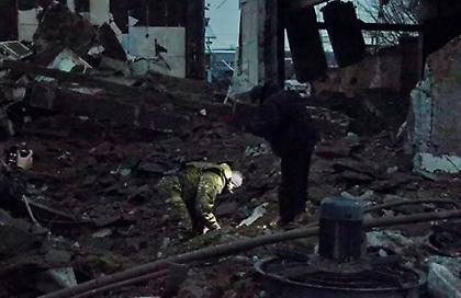 Τουλάχιστον δύο νεκροί και πέντε τραυματίες στους ρωσικούς βομβαρδισμούς του Χαρκόβου