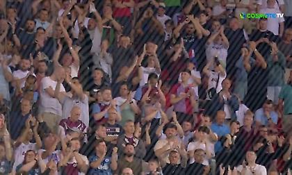 Όμορφη κίνηση από τους φίλους της Άστον Βίλα, χειροκρότησαν τον Ολυμπιακό μετά τη λήξη στο «Καραϊσκάκης»!