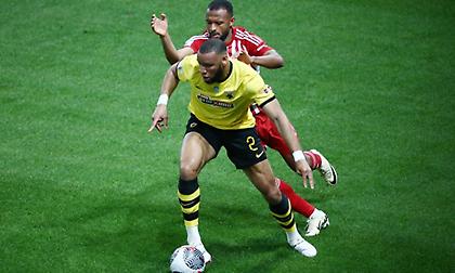 Στην προεπιλογή του Καμερούν για τα προκριματικά του Μουντιάλ ο Μουκουντί