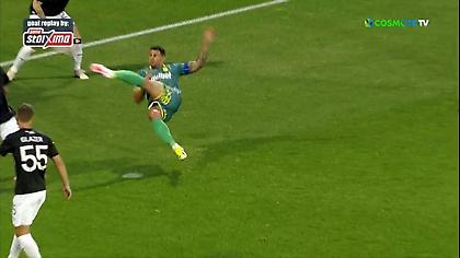 Εντυπωσιακό γκολ με γυριστό από τον Καρέλη!