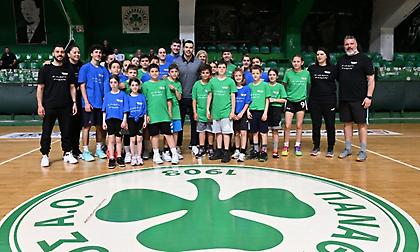 Μίλησε με το… νέο αίμα του μπάσκετ στη Λεωφόρο ο Σλούκας