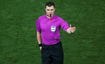 Σφυρίζει απόψε τον Ολυμπιακό ο Ντελαζό του Άρης-ΠΑΟΚ 0-1 και του πέναλτι στο Κράσνονταρ-ΠΑΟΚ. Και σφυρίζει με την ΑΕΚ...