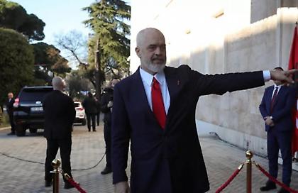 Δρακόντεια μέτρα ασφαλείας για την σημερινή ομιλία του Έντι Ράμα στο Γαλάτσι - «Ο Κυριάκος είναι ένας φίλος που σέβομαι