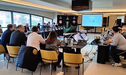 Ξεκίνησαν οι συναντήσεις μεταξύ ανθρώπων Ολυμπιακού και Φιορεντίνα ενόψει του τελικού του Conference