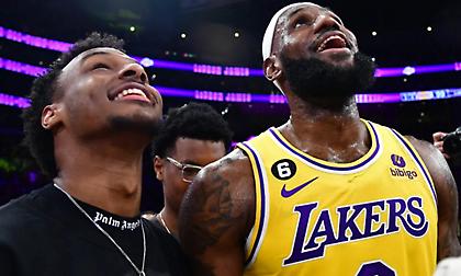 Μπρόνι Τζέιμς: «Να παίξω στο ΝΒΑ χωρίς να σκέφτομαι τον πατέρα μου - Να μην με γνωρίζουν ως τον γιο του»