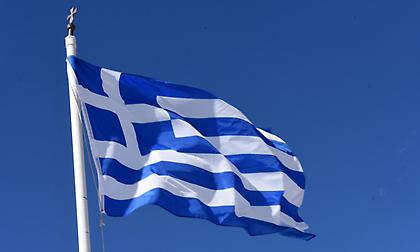 Κομοτηνή: Συνελήφθη άτομο που αφαίρεσε την ελληνική σημαία από κατάστημα της πόλης