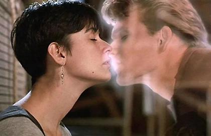 Γυναίκα δηλώνει ότι έκανε έρωτα με φάντασμα κάθε νύχτα επί 20 χρόνια - Tον παράτησε όταν επιτέλους... τον είδε!