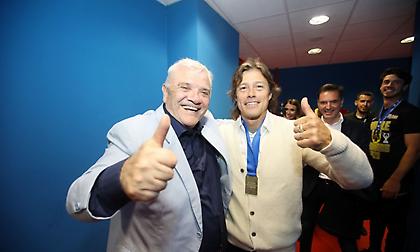 Μελισσανίδης σε Αλμέιδα: «Την ΑΕΚάρα μας την αγαπάμε πιο πολύ όταν χάνει - Σε ευχαριστούμε και φέτος για όλα»