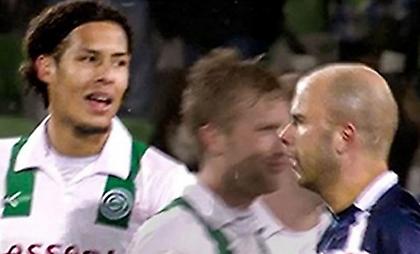 Επική φωτογραφία από το παρελθόν: Όταν ο Φαν Ντάικ είχε αντίπαλο τον Σλοτ!