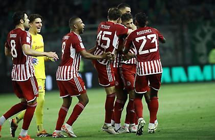 Ισοπαλία με… χαμένο τον ιδανικό αυτόχειρα Παναθηναϊκό και 3ο τον ψυχωμένο Ολυμπιακό στη Λεωφόρο!