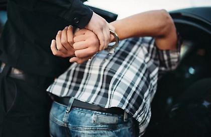 Συνελήφθη 33χρονος για βιασμό, απειλή και κλοπή σε βάρος της εν διαστάσει συζύγου του