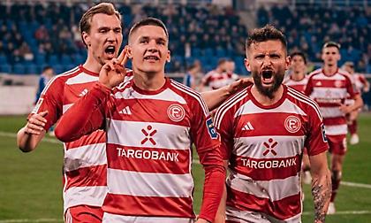 Φινάλε με νίκη χάρη σε χατ τρικ Τζόλη και τώρα μπαράζ για τη Φορτούνα Ντίσελντορφ!