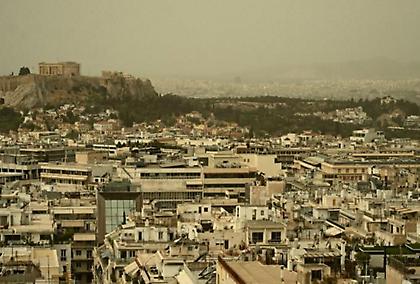 Καιρός: Παραμένει η αφρικανική σκόνη