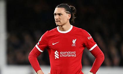 Έξαλλοι με Νούνιες οι οπαδοί της Λίβερπουλ: Δεν χειροκρότησε τον Κλοπ στο pasillo!