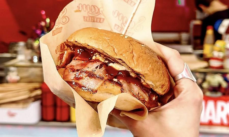 Πέντε στάσεις στην Αθήνα για καλό street food