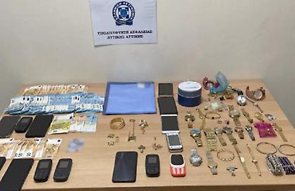 Εξαρθρώθηκε συμμορία που εξαπατούσε και λήστευε ηλικιωμένους σε Αττική και Πελοπόννησο - Πώς δρούσε