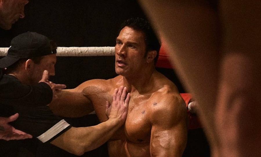 Αγνώριστος στη ταινία The Smashing Machine ο Ντουέιν Τζόνσον!