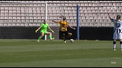 Άψογο πλασέ της Στεφάτου για το 1-1 της ΑΕΚ