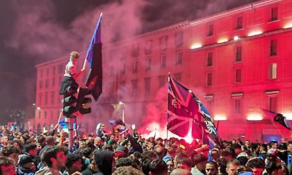 Έξαλλοι πανηγυρισμοί στους δρόμους του Μπέργκαμο μετά την κατάκτηση του Europa League από την Αταλάντα!