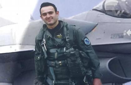 Σαν σήμερα: 23 Μαΐου 2006 - 18 χρόνια από τον θάνατο του σμηναγού Κώστα Ηλιάκη