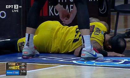 Ανησυχία στον Άρη, αποχώρησε υποβασταζόμενος ο Χάρελ!