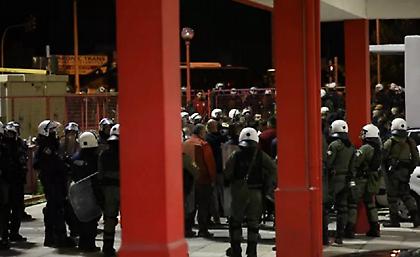 Πυροσβέστης εμπλέκεται στα επεισόδια του Ρέντη: Τέθηκε σε διαθεσιμότητα και διατάχθηκε έρευνα