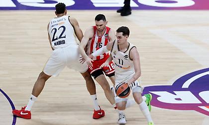 Παπανικολάου: «Βάλαμε τους εαυτούς μας σε πάρα πολύ δύσκολη κατάσταση με το κακό μας πρώτο ημίχρονο»