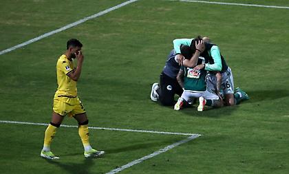 Οι τρεις αποβολές και το buzzer beater του Βαγιαννίδη: Τα highlights του τελικού ανάμεσα σε Παναθηναϊκό και Άρη