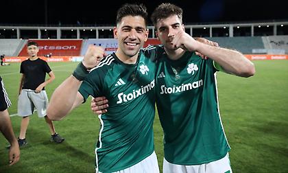 Ιωαννίδης και Μπακασέτας αγκαλιά με το Κύπελλο