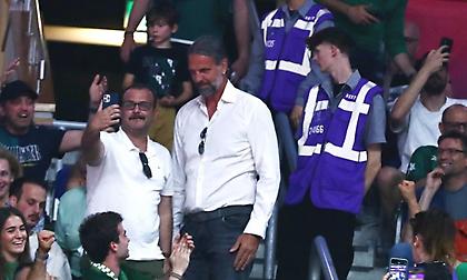 «Είναι τρελός ο αρχηγός»: Πήρε τη θέση του στην Uber Arena και αποθεώθηκε με συνθήματα ο Αλβέρτης!