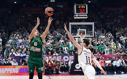 Το buzzer beater του Σλούκα για το -5 του Παναθηναϊκού και η κίνηση για να ξεσηκωθεί ο κόσμος!
