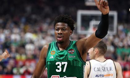 Ο Κώστας Αντετοκούνμπο έγινε ο μόλις 12ος παίκτης της ιστορίας με τίτλο σε ΝΒΑ και Ευρωλίγκα!