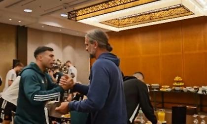 Παναθηναϊκός AKTOR: Εμψύχωσε την αποστολή της ομάδας ενόψει του μεγάλου τελικού ο Αλβέρτης