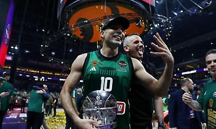 «Πετάξτε ό,τι μπλούζες είχατε»: Η επική περιγραφή του Γιώργου Πετρίδη για το έβδομο αστέρι του Παναθηναϊκού!