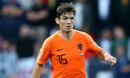 «Τόσα πολλά πάνω και κάτω»: Μετά τον τελικό του Europa League, χάνει και το Euro ο Ντε Ρον!