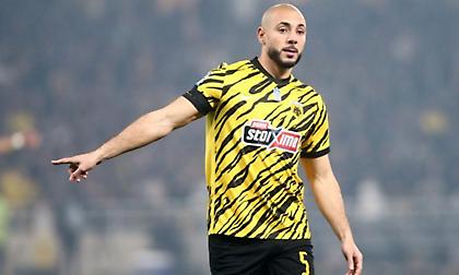 Φανέλα υπογεγραμμένη από τον Ρονάλντο έχει πλεόν στην κατοχή του ο Άμραμπατ