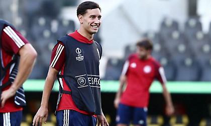 Έσε: «Οι φίλοι του Ολυμπιακού μοιάζουν πολύ με τους Αργεντινούς - Ο Μεντιλίμπαρ έχει δώσει ηρεμία από την πρώτη μέρα»