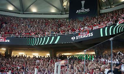 Σείστηκε η OPAP Arena κατά την είσοδο των παικτών του Ολυμπιακού στον αγωνιστικό χώρο!