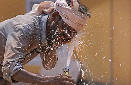 Ινδία: Θερμοκρασία-ρεκόρ 52,3 βαθμών Κελσίου καταγράφηκε στο Νέο Δελχί!