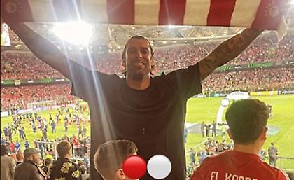 Πανηγύρισε κι ο Πρίντεζης την κούπα του Ολυμπιακού στην OPAP Arena