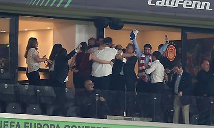 Οι έξαλλοι πανηγυρισμοί του Μαρινάκη στο «χρυσό» γκολ του Ελ Κααμπί στην OPAP Arena