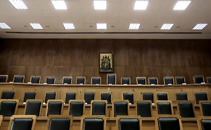 Γλίτωσε τα ισόβια ο 35χρονος μητροκτόνος στη Θεσσαλονίκη - Του αναγνωρίστηκε μειωμένος καταλογισμός