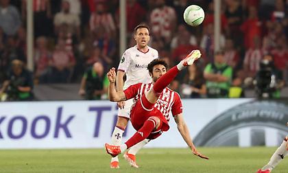 Χριστόγλου: «Δυο φορές πανηγυρίστηκε το γκολ του Ελ Κααμπί - Να κάνει… πενταετές συμβόλαιο στον Ιμπόρα ο Ολυμπιακός»