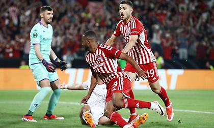 Τα σχόλια στον bwinΣΠΟΡ FM 94,6 για την ιστορική κατάκτηση του Conference League από τον Ολυμπιακό