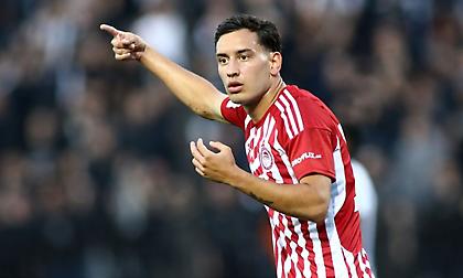 «Γελοίο το ποσό που έδωσε ο Ολυμπιακός για Έσε - Αξίζει 20 εκατ. ευρώ, τον θέλουν Ίντερ, Τσέλσι και Ατλέτικο Μαδρίτης»